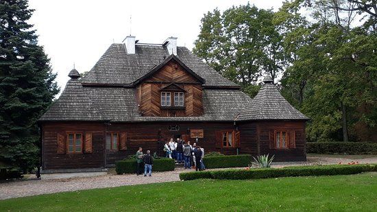 Muzeum Wnętrz Dworskich w Ożarowie